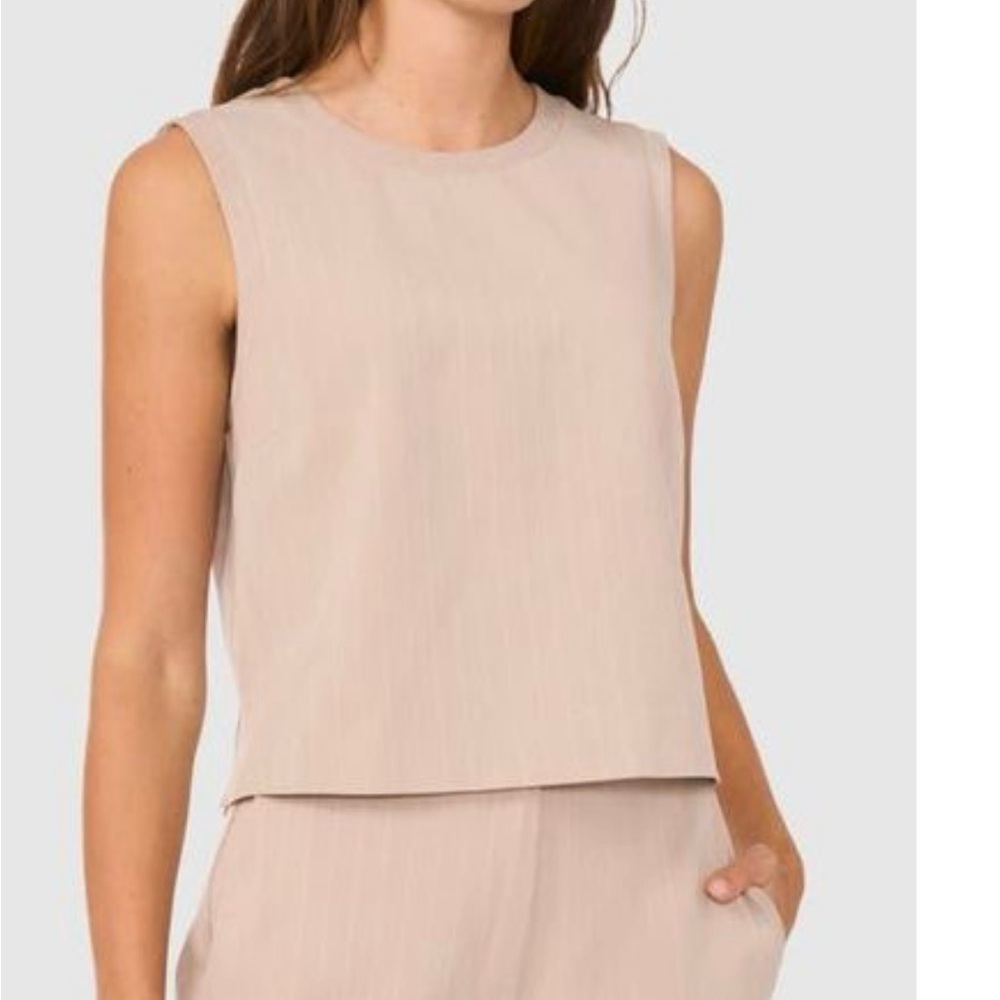 Halogen Sleeveless Cream Tank Top